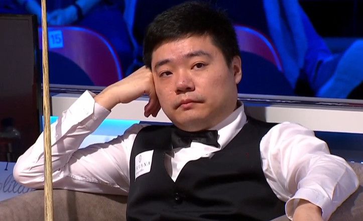 日前，以动作片而闻名的导演大卫·雷奇对外界透露，高斯林将会出现在《赏金猎人》（The Fall Guy）一片中，而他将会有大 瑞恩·高斯林新片血腥升级 曼谷练泰拳为兄复仇 2012-03-02 《亡命驾驶》(Drive)的“亲昵”二人组——瑞恩·高斯林与导演尼古拉斯·温丁·雷弗恩将二度合作，打造新片《唯神能恕》(Only God Forgive)，该片日前曝光了首张剧照，胡子拉碴的高斯林黝 《银翼杀手2》洽谈 瑞恩·高斯林有望出演影片 2015-04-17 关于《银翼杀手2》的消息一直备受人们的瞩目。