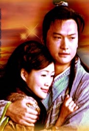 ”比如在李善德的上班路上，营造早高峰时的拥挤感，让当下观众更有临场感。